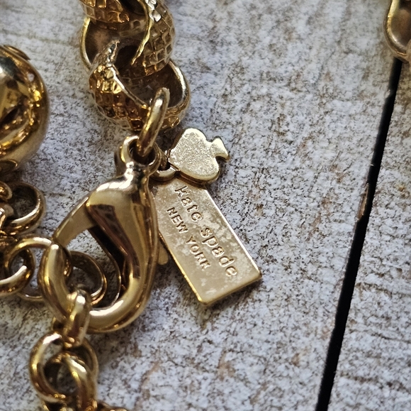 Kate Spade "Blowing Baubles" Necklace. Vintage Necklace. - Picture 9 of 9